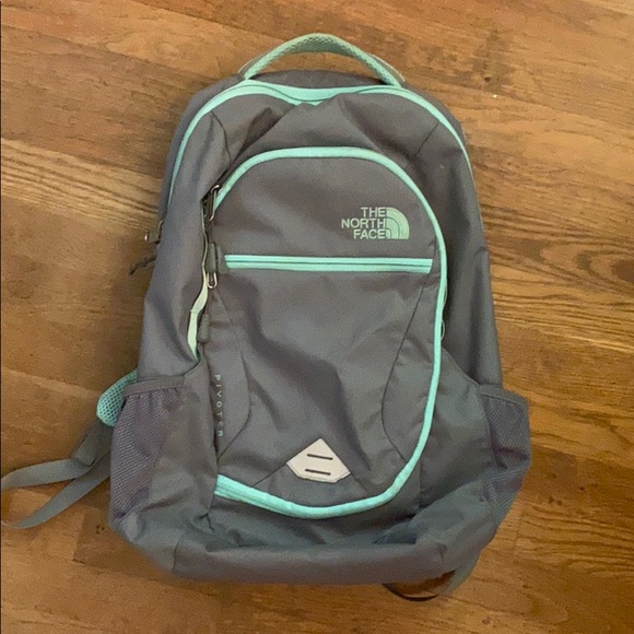 The North Face Handbags - Womens northface pivoter backpack